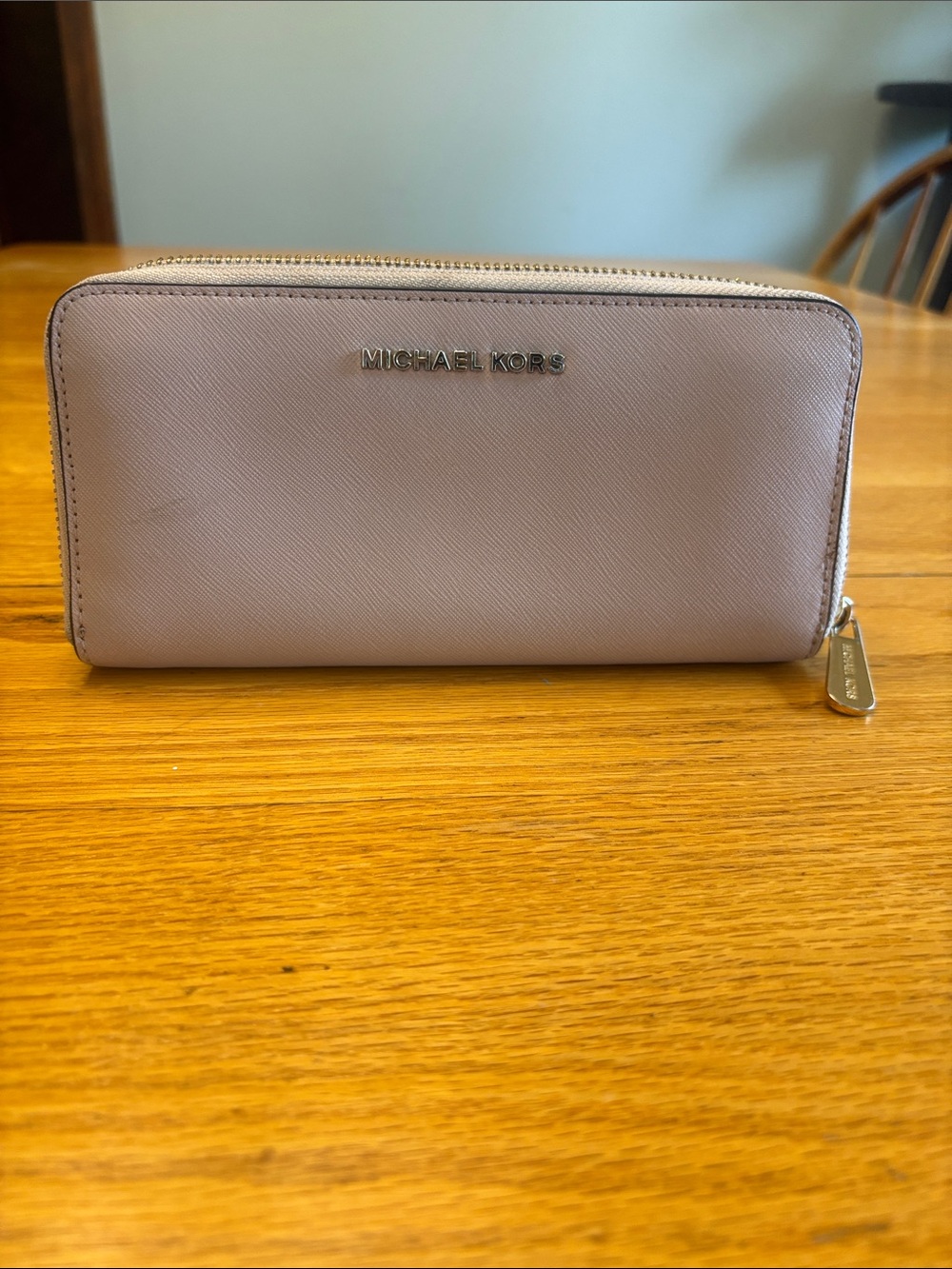Michael Kors Zip-Around Wallet in Dusty Rose. Very clean and no callouts. - Picture 2 of 8